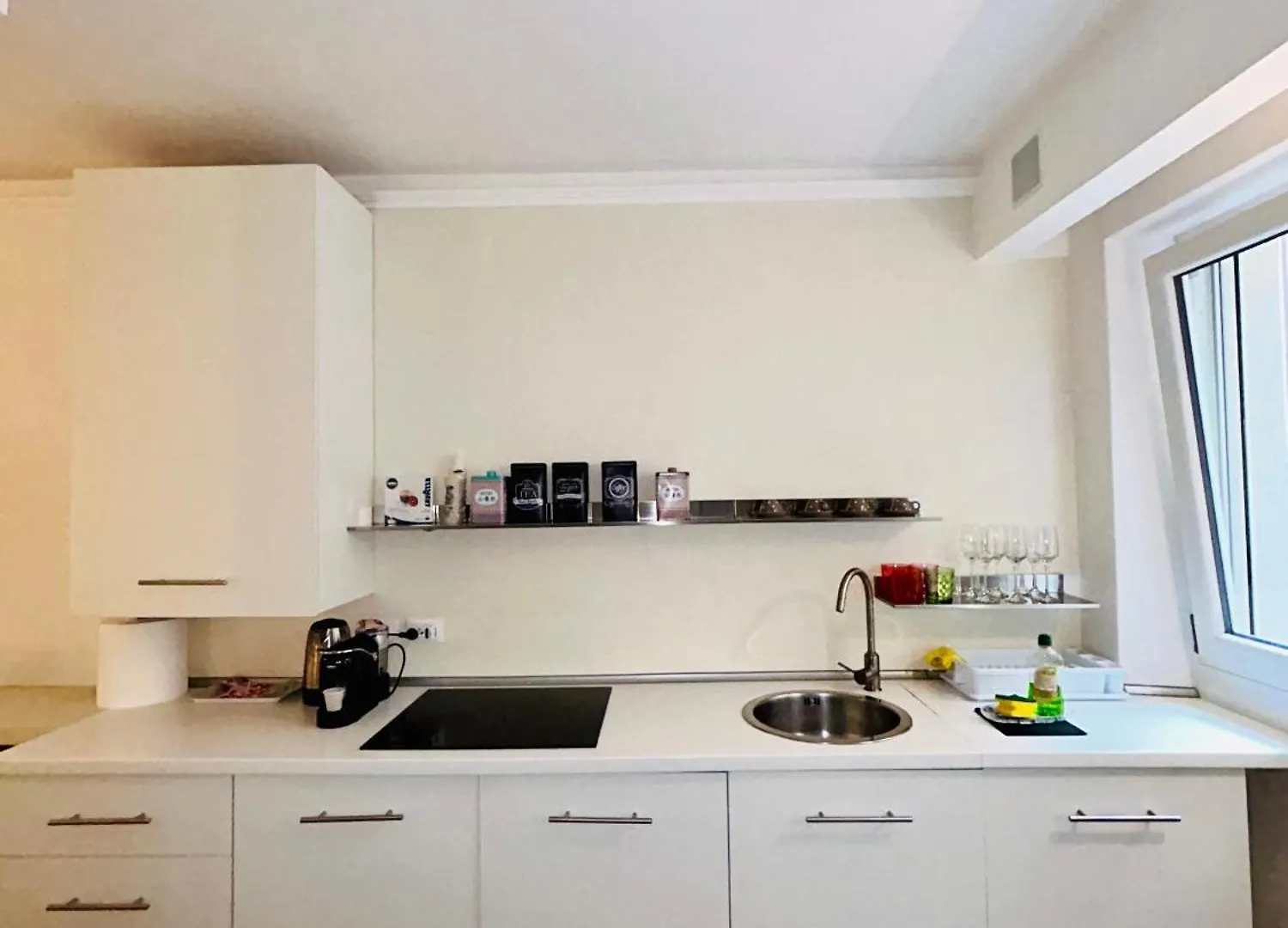Dielle Apartments Verona 0*,